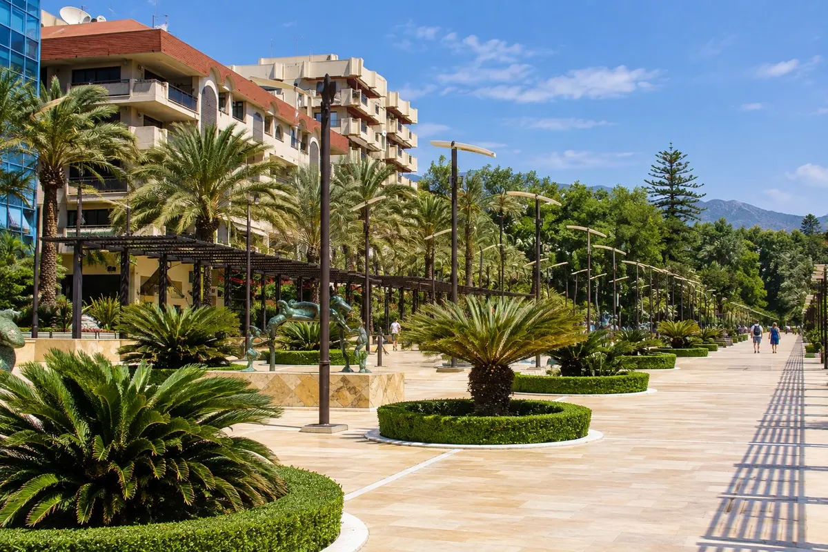 Avenida del Mar
