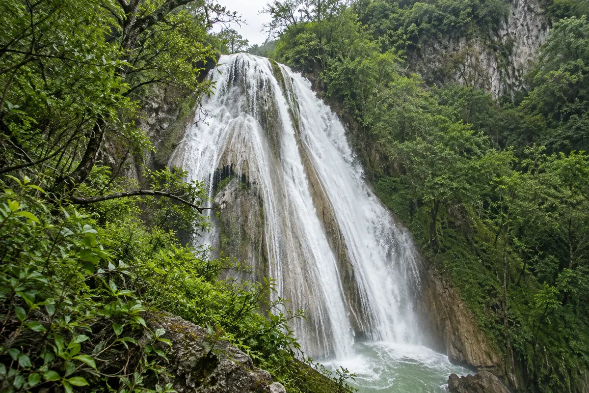 Cascada Cola de Caballo