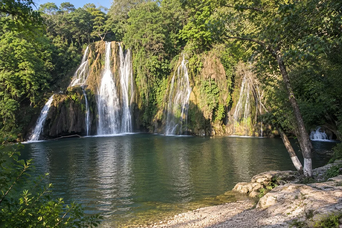 Cascadas de Tamasopo e Puente de Dios