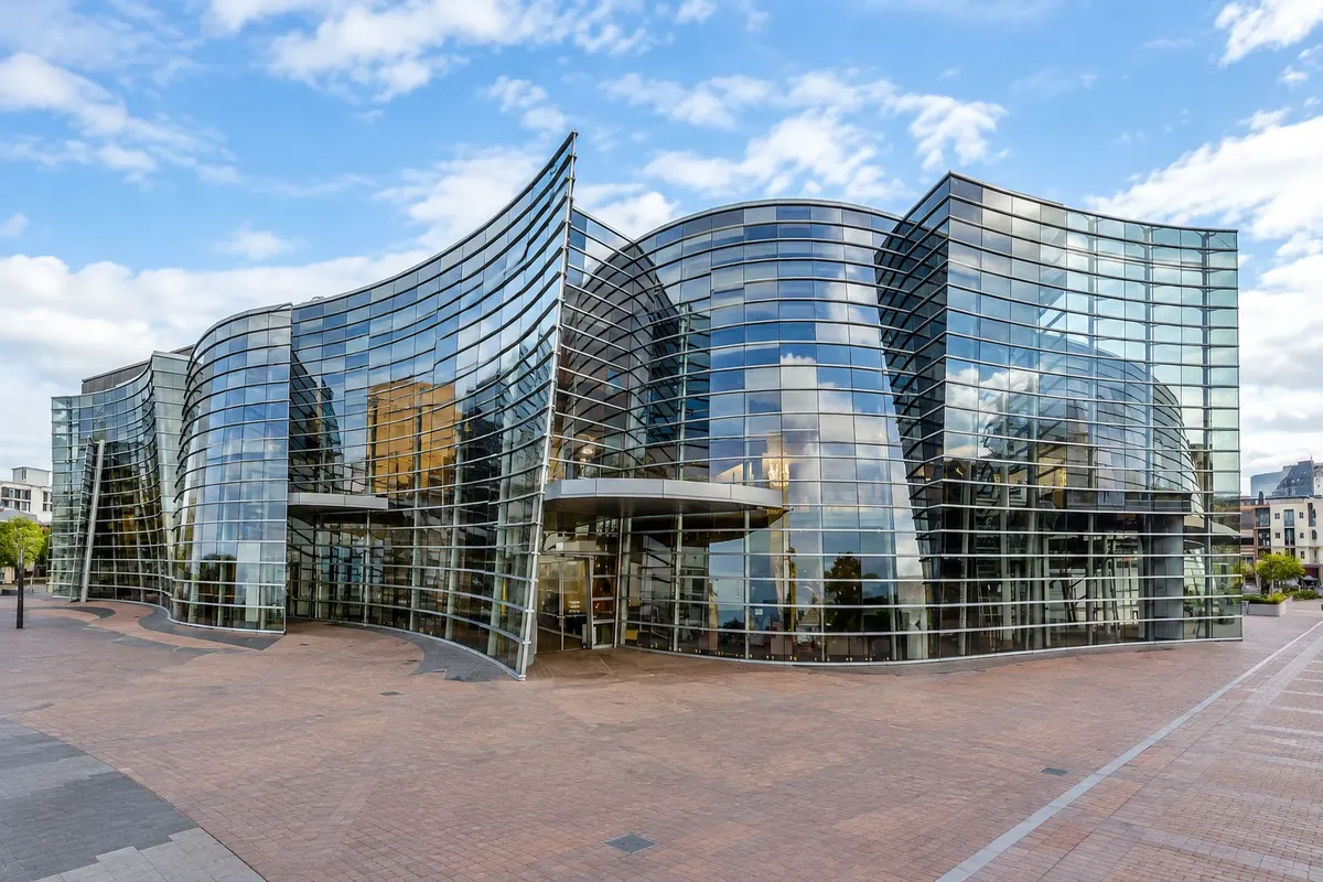 Christchurch Art Gallery — Te Puna o Waiwhetū