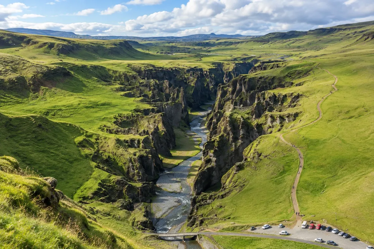 Fjaðrárgljúfur