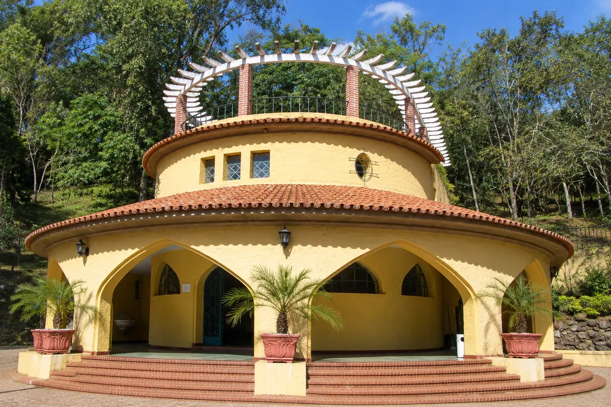 Dona Beja Fountain