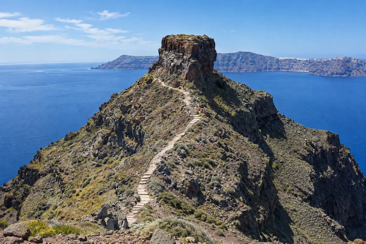 Imerovigli e rocha de Skaros