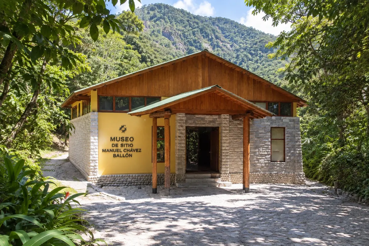 Museo de Sitio Manuel Chávez Ballón