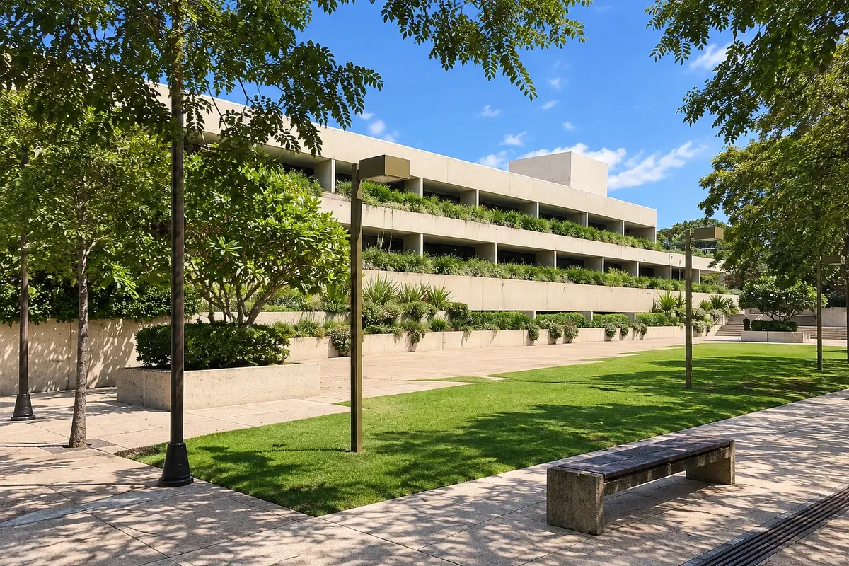 Queensland Art Gallery / Gallery of Modern Art (QAGOMA)