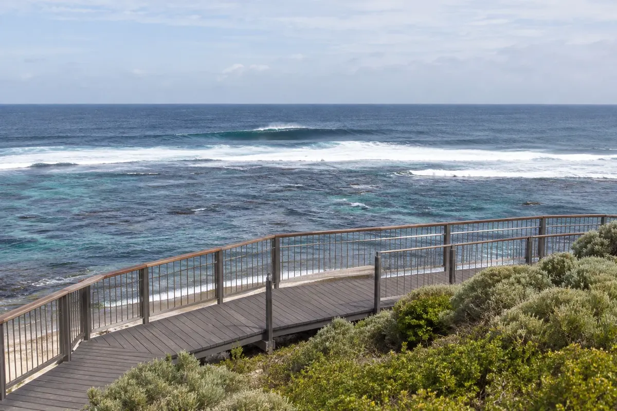 Surfers Point