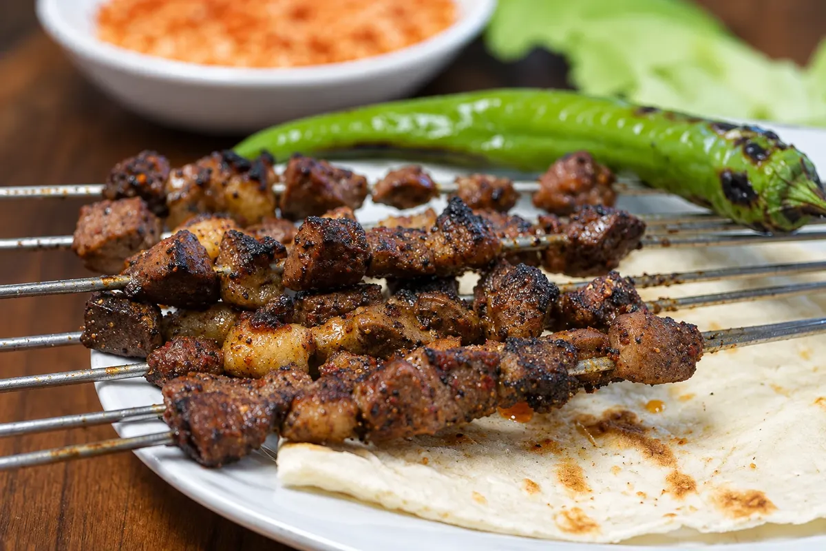 Diyarbakır ciğer kebabı — Diyarbakır, Turkey.