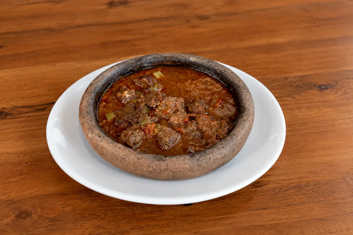 Nevşehir testi kebabı — Nevşehir, Turkey