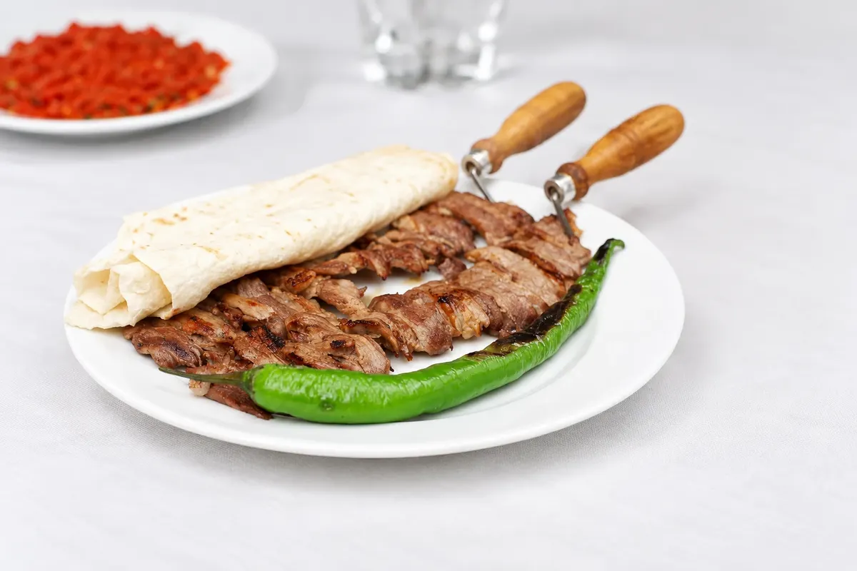 Cağ kebabı — Erzurum, Turquía