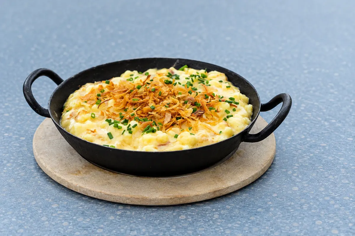 Vorarlberger Kässpätzle — Vorarlberg, Austria
