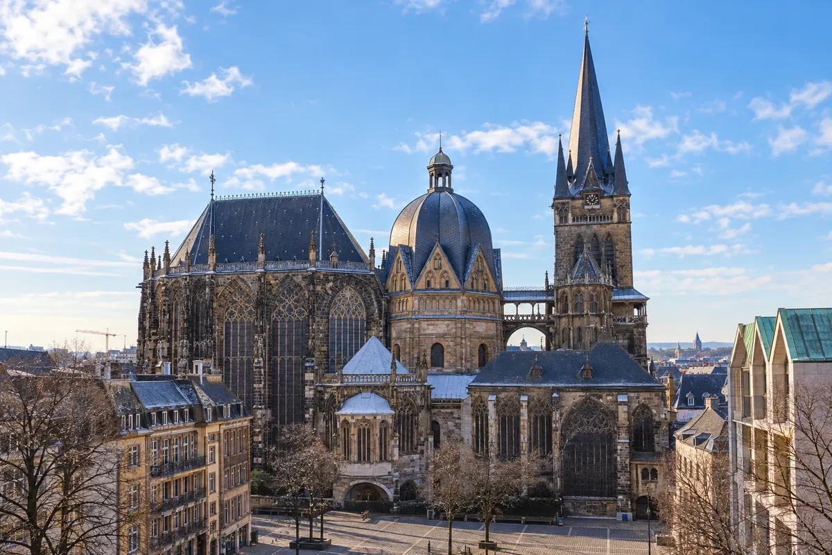 Bruxelas–Colônia–Frankfurt en tren