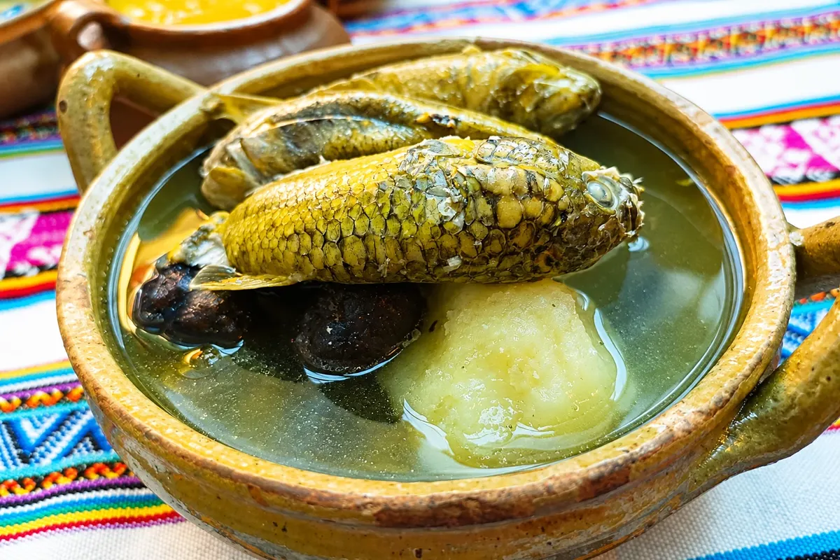 Chawlla thimpo: detail of preparation or service.