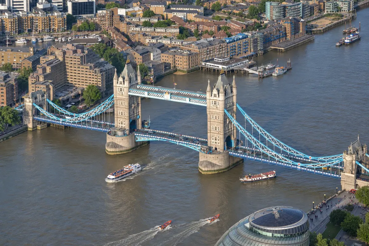 Tower Bridge, Londres